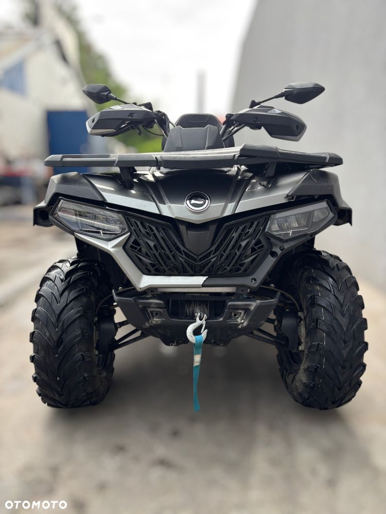 CFMoto CForce - 8