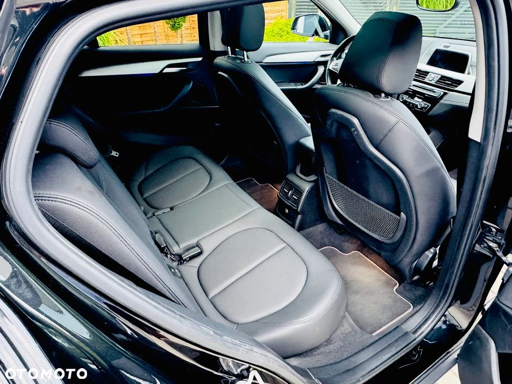 BMW X2 sDrive18d Business Edition sport - 21