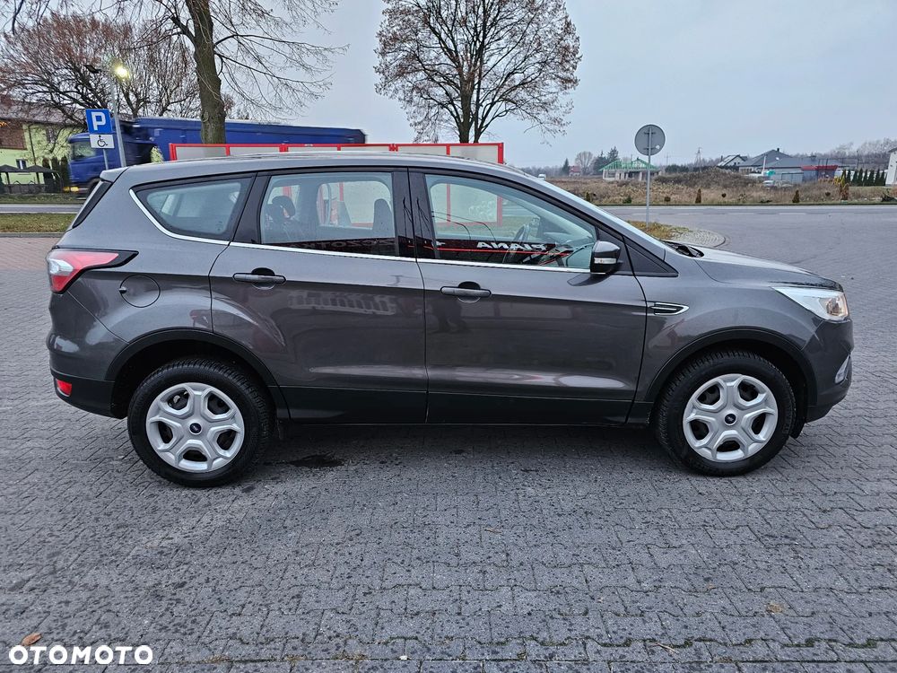 Ford Kuga 1.6 EcoBoost 2x4 SYNC - 16