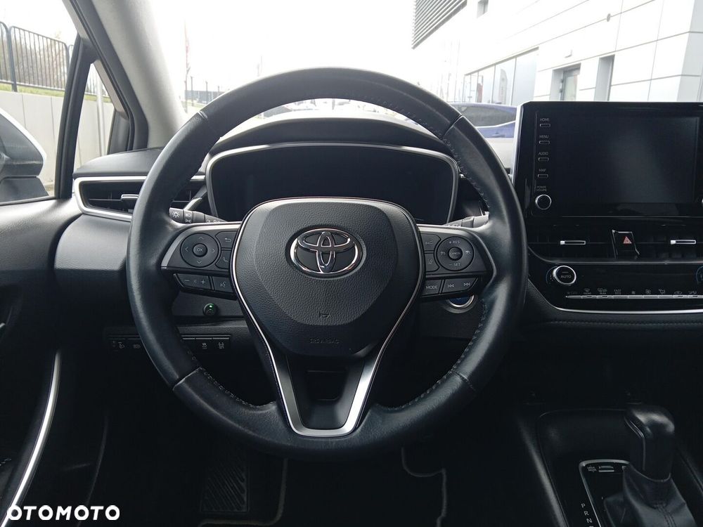 Toyota Corolla - 16