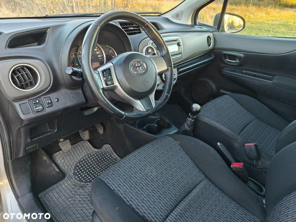 Toyota Yaris - 9