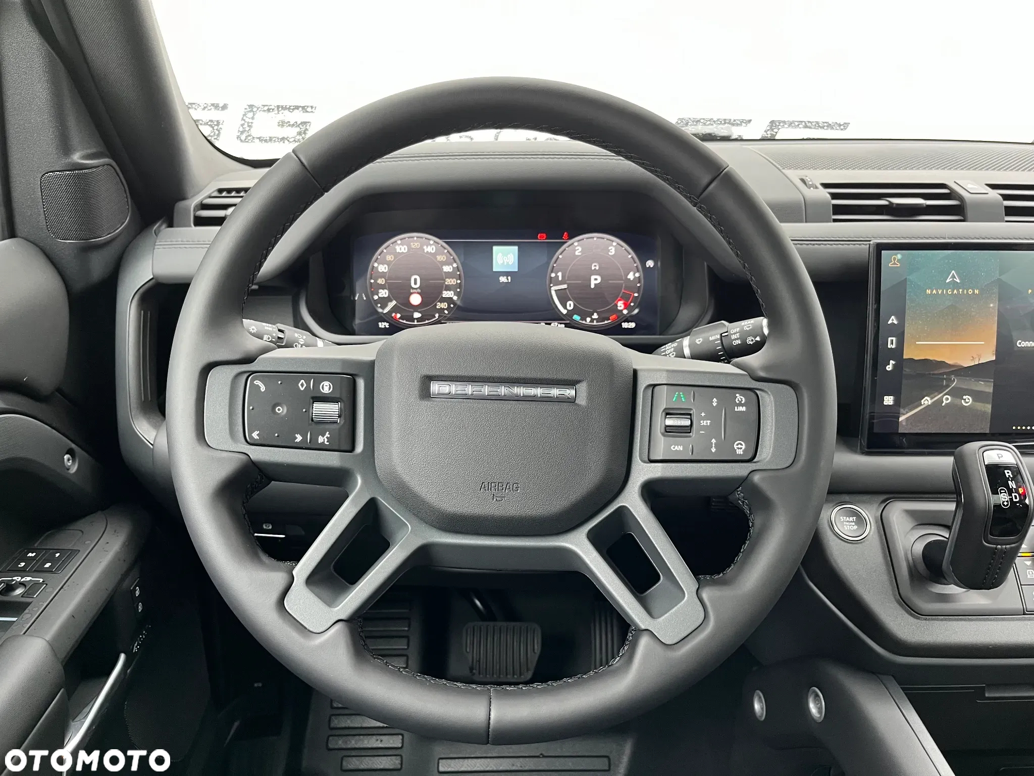 Land Rover Defender 110 D300 X-Dynamic HSE - 6