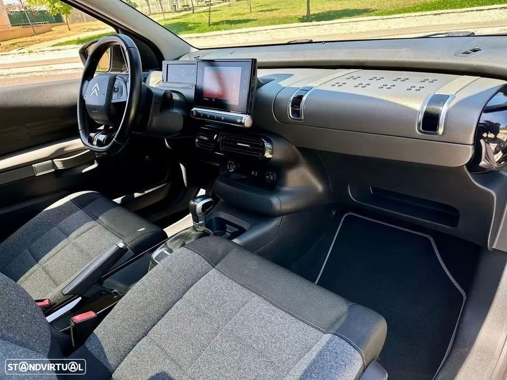 Citroën C4 Cactus - 27