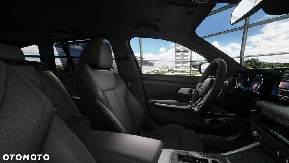 BMW Seria 3 330i - 11