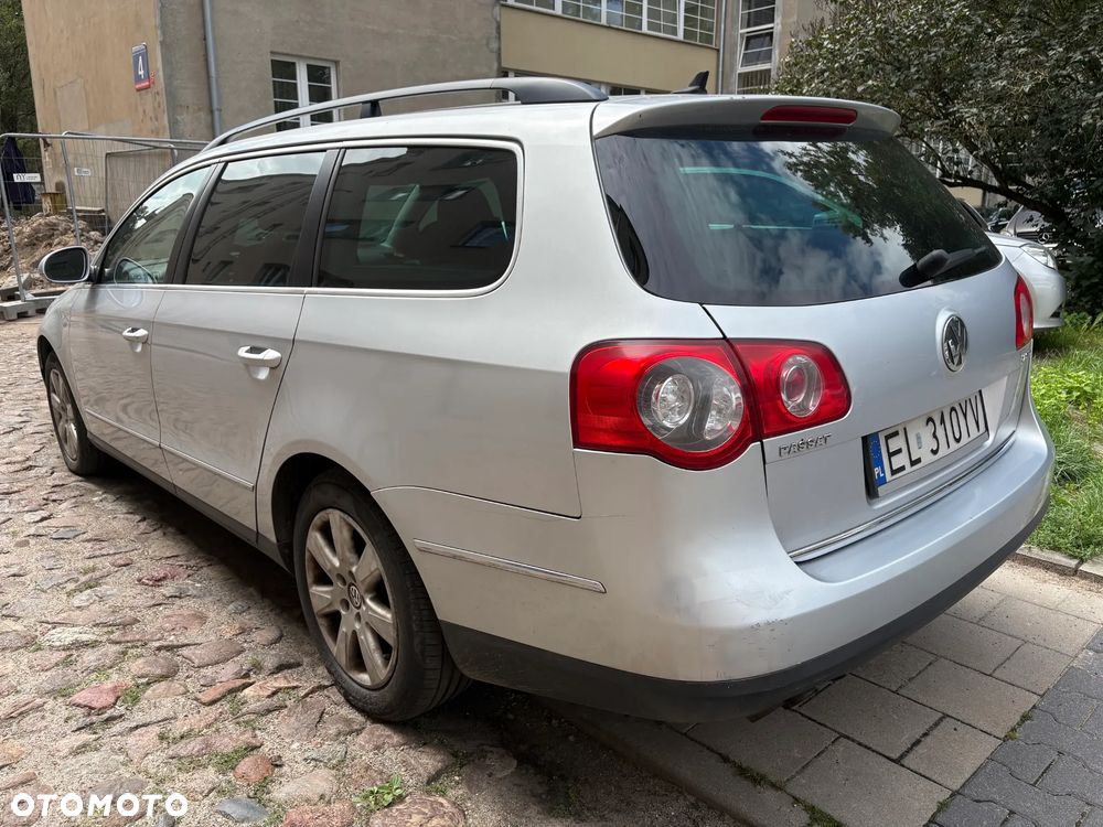Volkswagen Passat 2.0 TDI Comfortline - 5