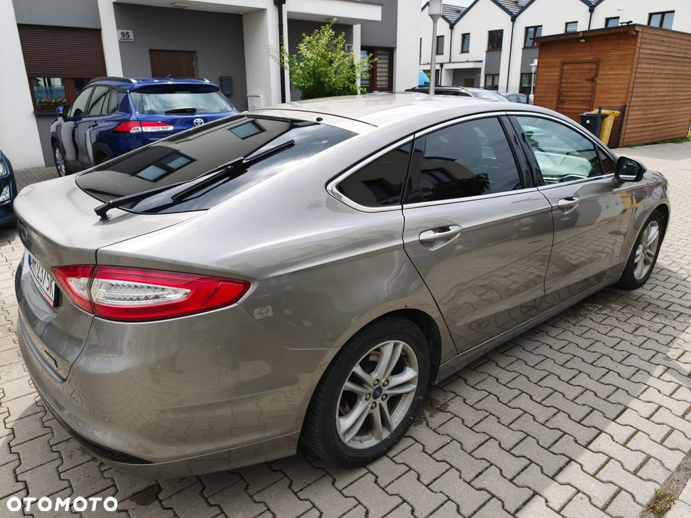 Ford Mondeo 2.0 TDCi Titanium PowerShift - 4
