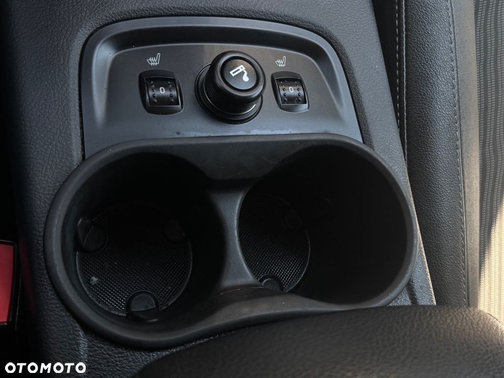 Ford Focus 1.0 EcoBoost Start-Stopp-System SYNC Edition - 24