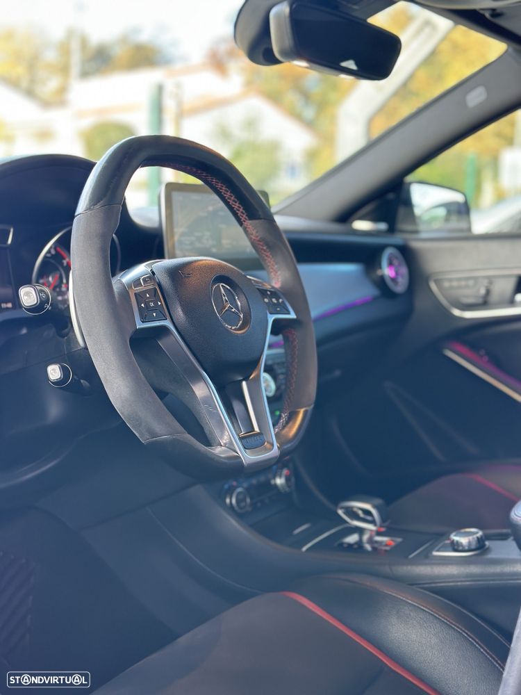 Mercedes-Benz CLA 45 AMG 4Matic 7G-DCT - 14