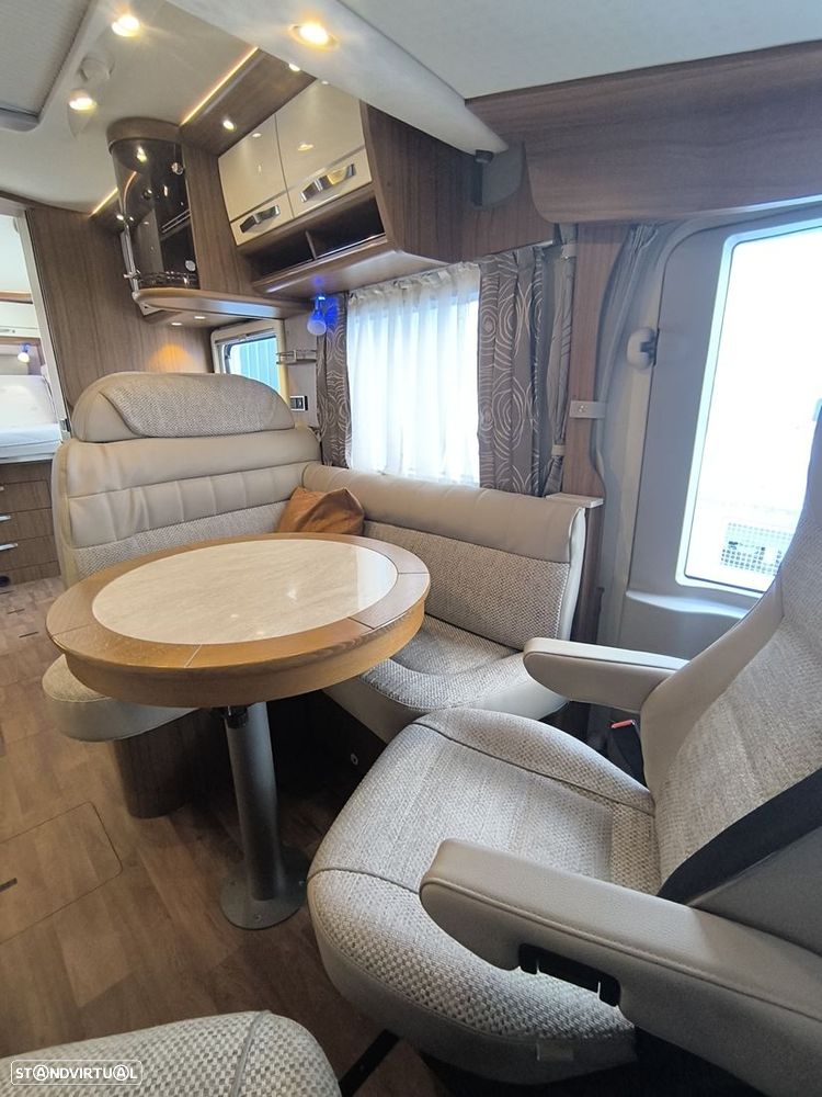 Hymer Classe B 698 Experience (AL-KO) - 11