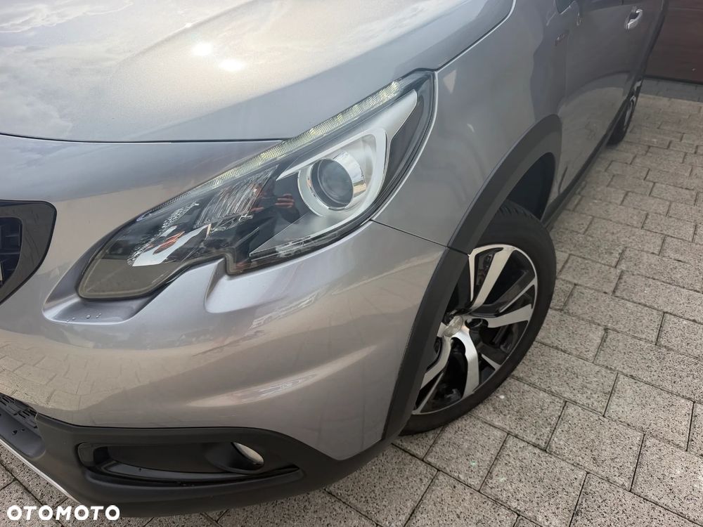 Peugeot 2008 - 4