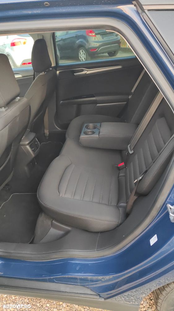 Ford Mondeo - 7