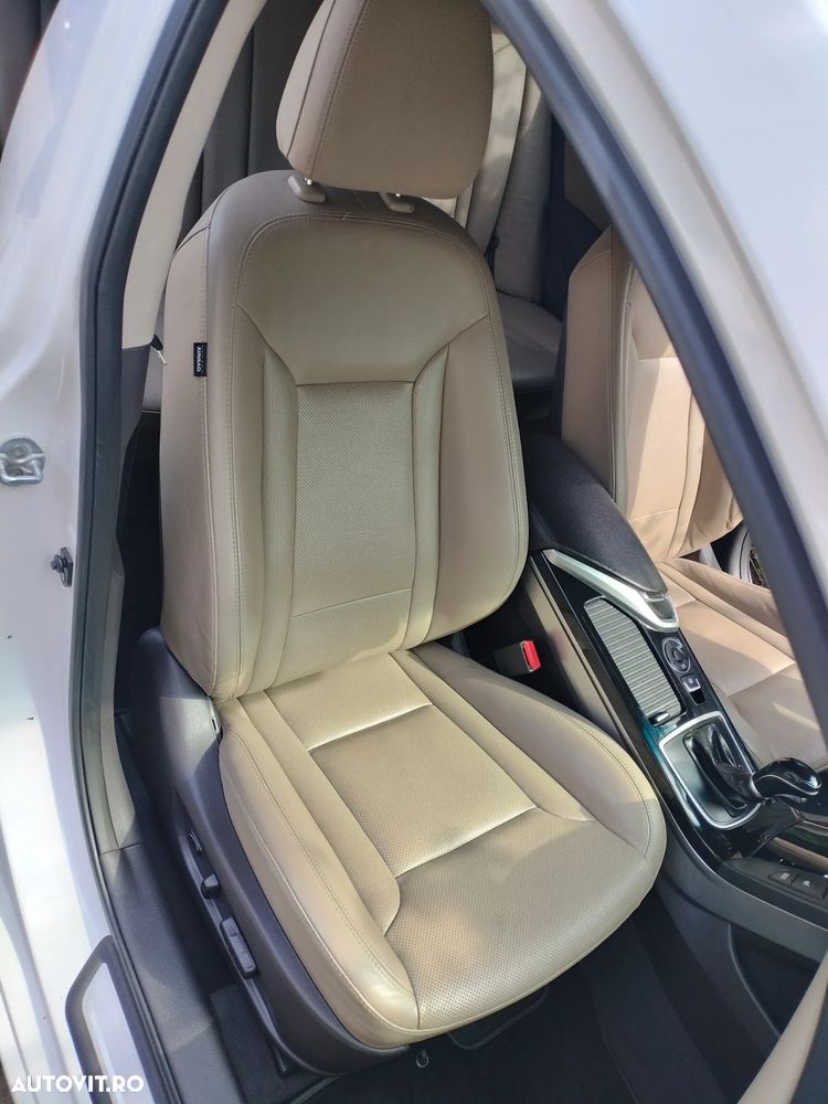 Hyundai i40 i40cw 1.7 CRDi Automatik Premium - 10
