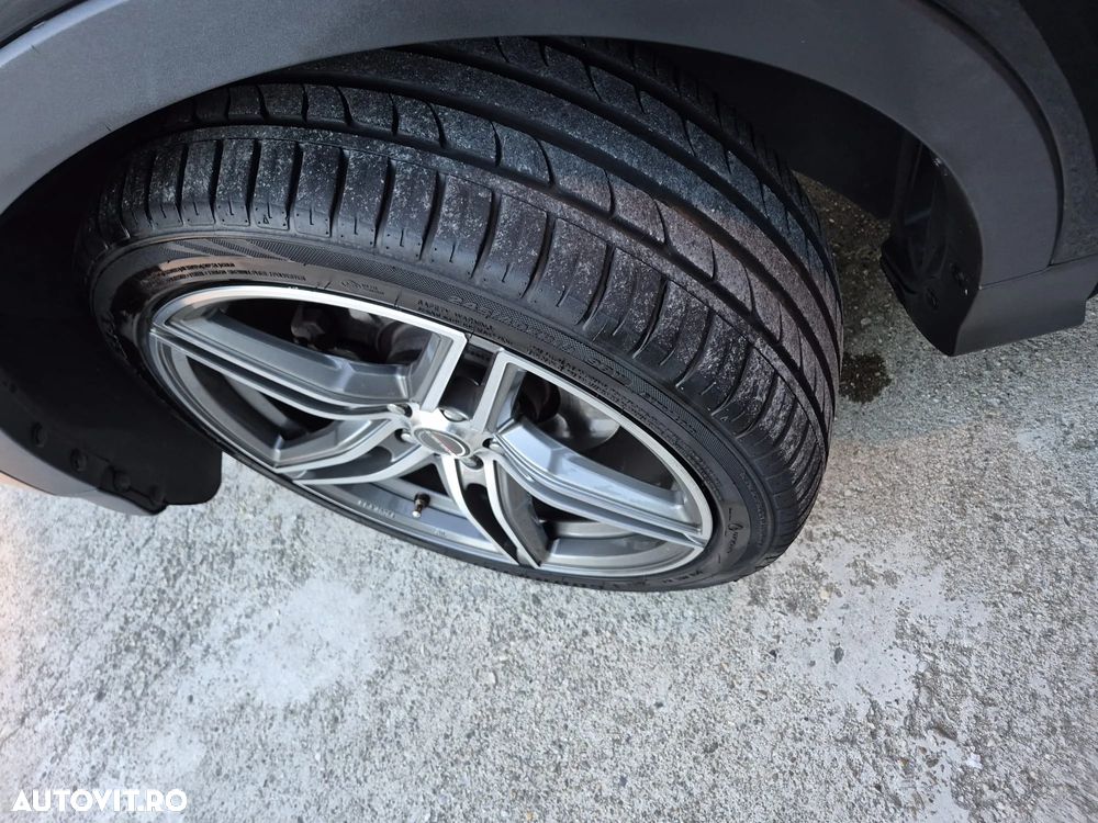 Ford Kuga 2.0 TDCi 4WD Titanium - 17