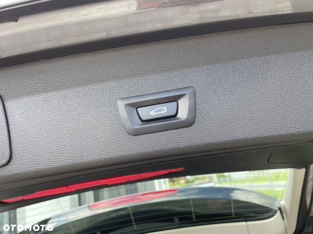 BMW X1 - 16