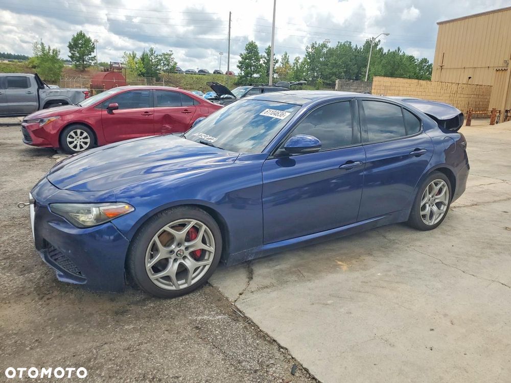 Alfa Romeo Giulia 2.0 Turbo 16V AT8-Q4 Veloce - 7