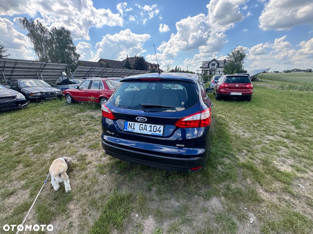Ford Focus 1.6 TDCi DPF SYNC Edition - 3