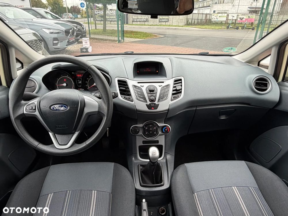 Ford Fiesta 1.25 Trend - 14