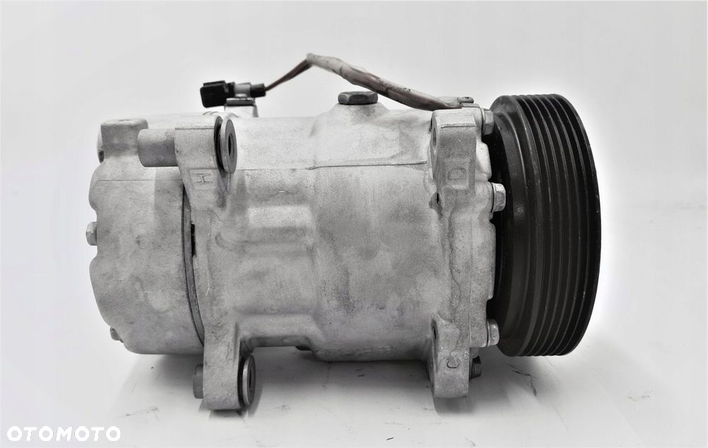 SPRĘŻARKA KLIMATYZACJI VW TRANSPORTER T4 1.9 D 1.9 TD 2.0 2.4 D 2.5 2.8 - 4