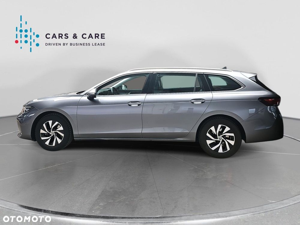Volkswagen Passat - 28