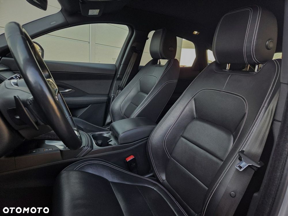 Jaguar E-Pace - 23
