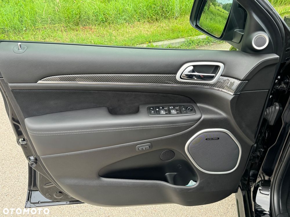 Jeep Grand Cherokee 6.4 V8 SRT8 - 10