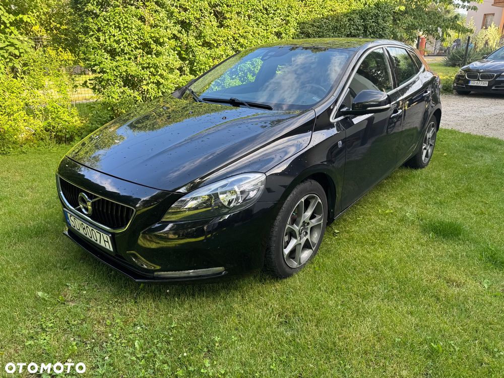 Volvo V40 D2 Drive-E Ocean Race - 1