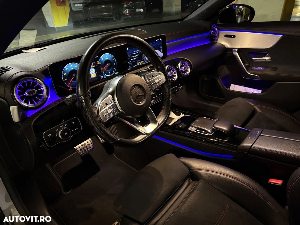 Mercedes-Benz CLA 200 - 9