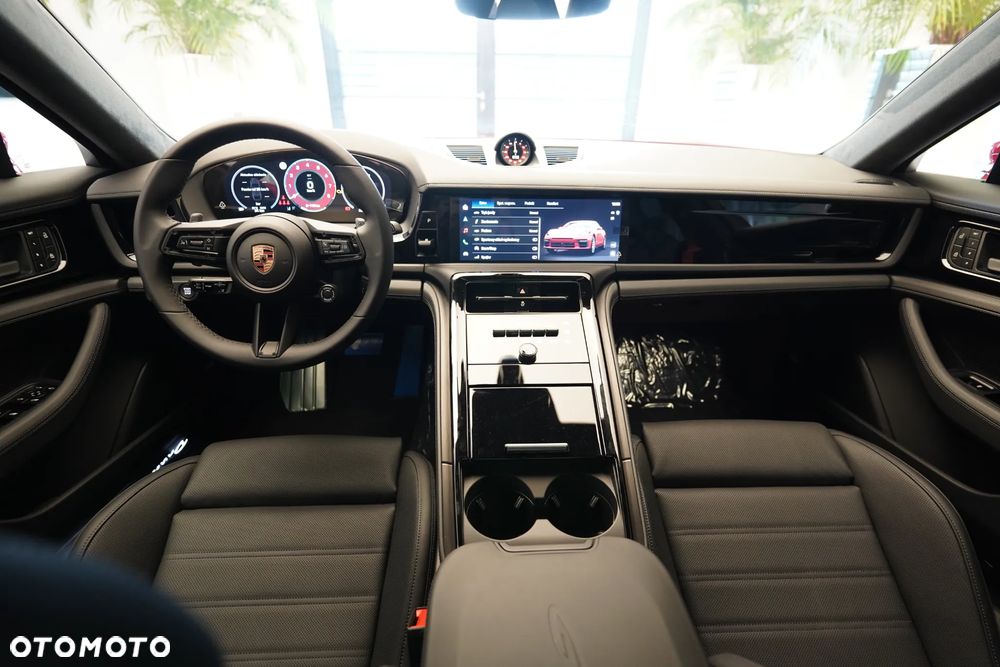 Porsche Panamera GTS - 9