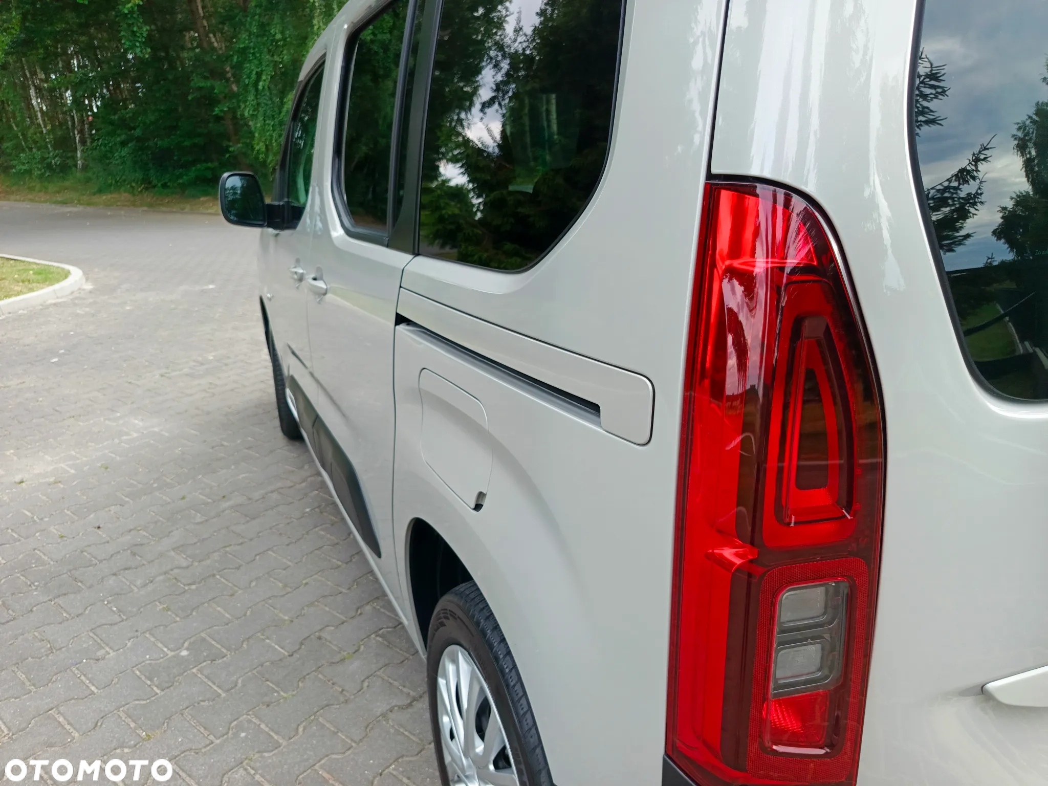 Citroën Berlingo M BlueHDi 130 SHINE - 13