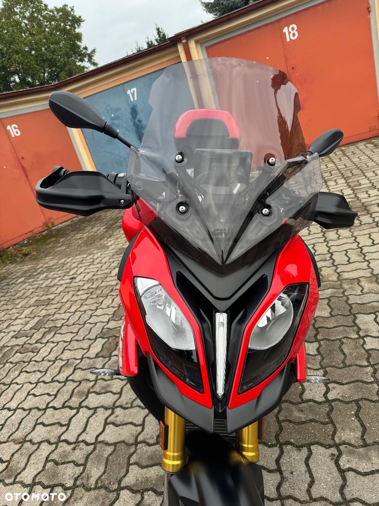 BMW XR - 13