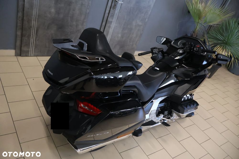 Honda GL - 6
