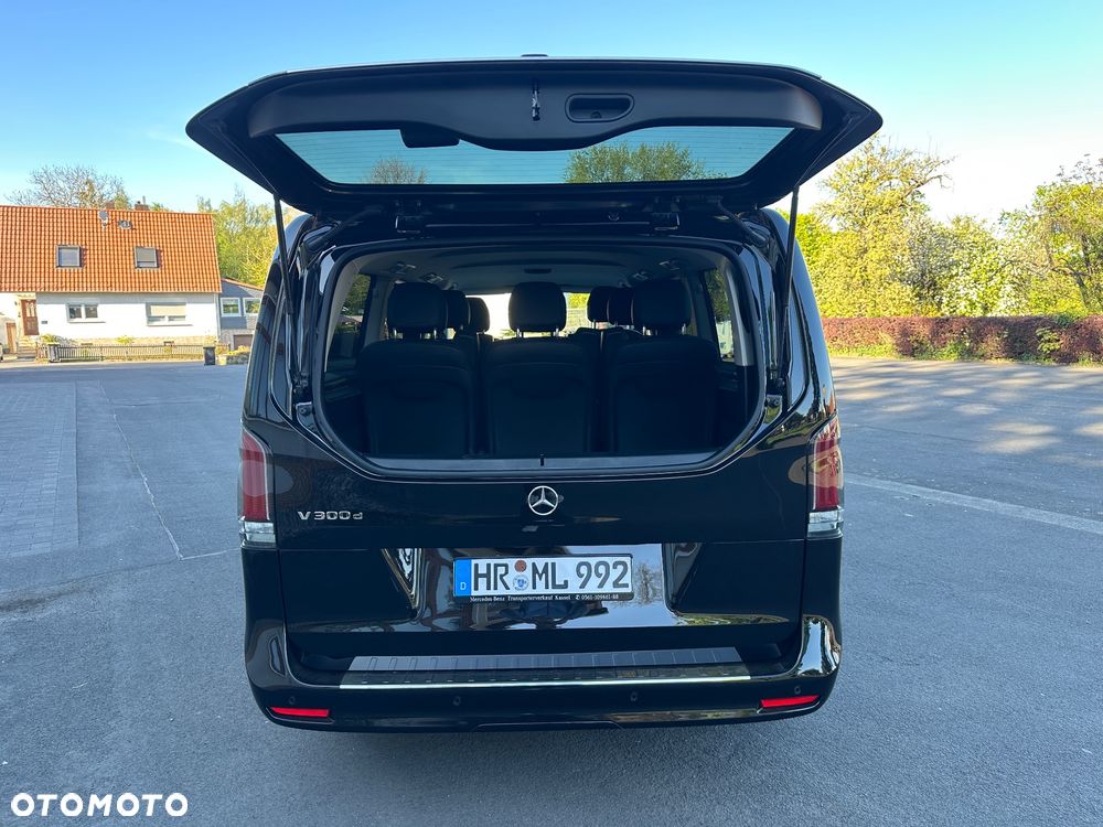 Mercedes-Benz Klasa V 300 d extralang 9G-TRONIC Avantgarde - 9
