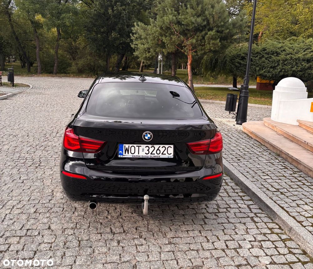BMW 3GT 318d - 9