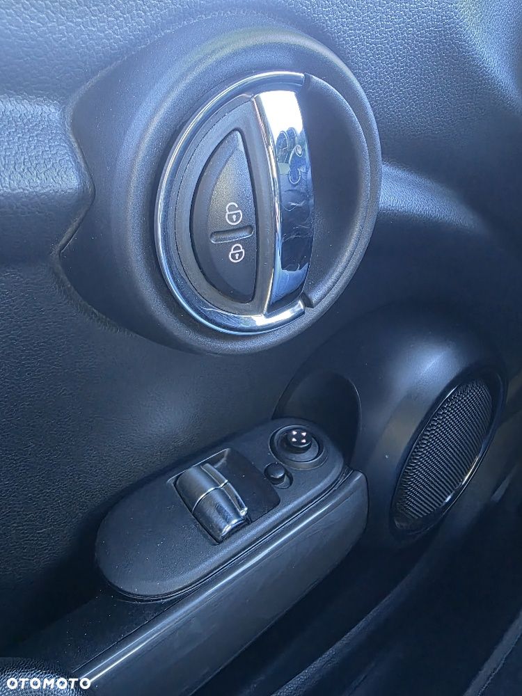 MINI Cooper - 25