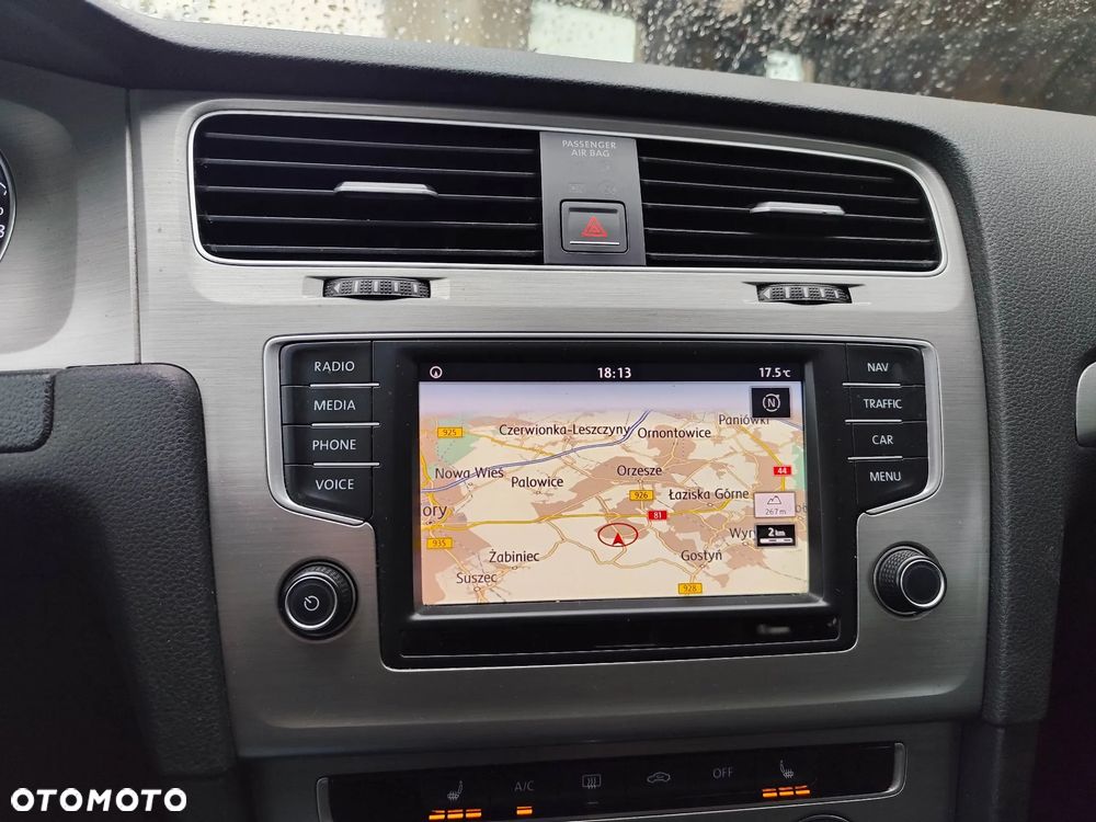 Volkswagen Golf 1.6 TDI BlueMotion Comfortline - 12