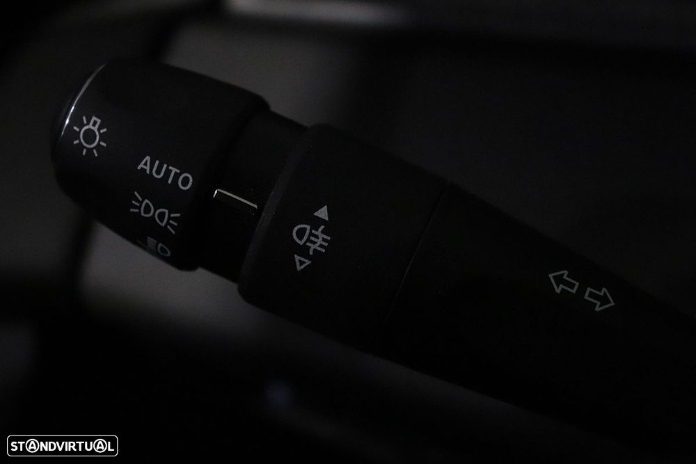 Peugeot 308 1.2 PureTech Allure Pack EAT8 - 17