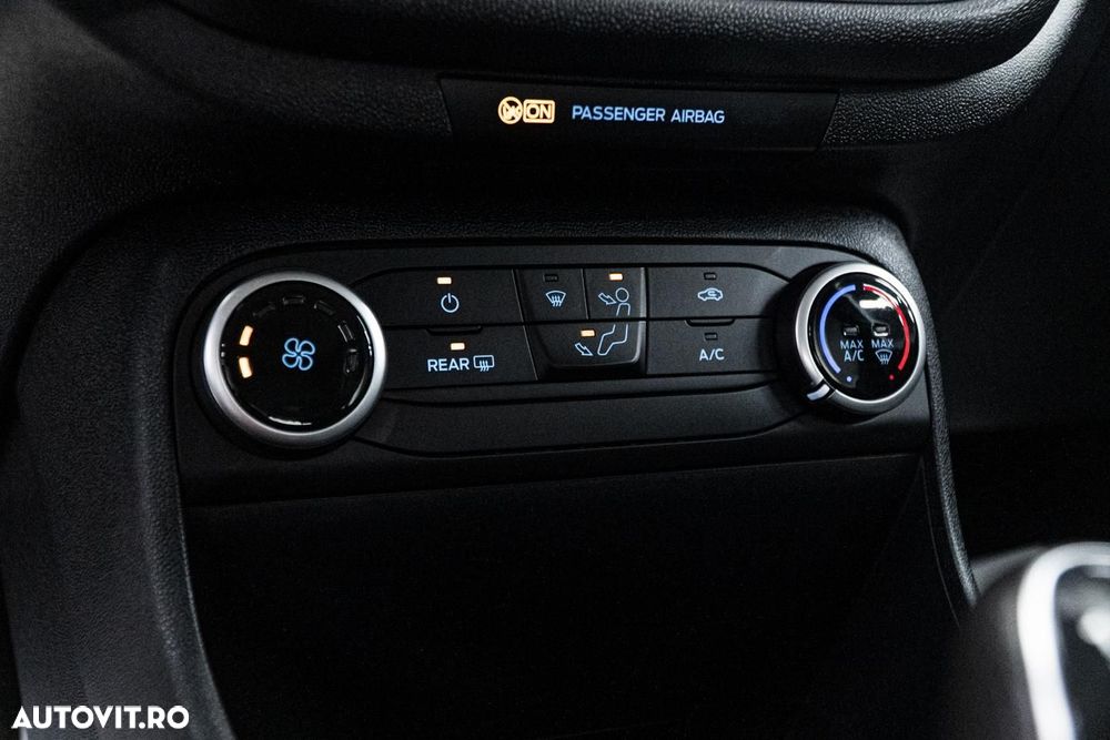 Ford Fiesta 1.1 Trend - 12