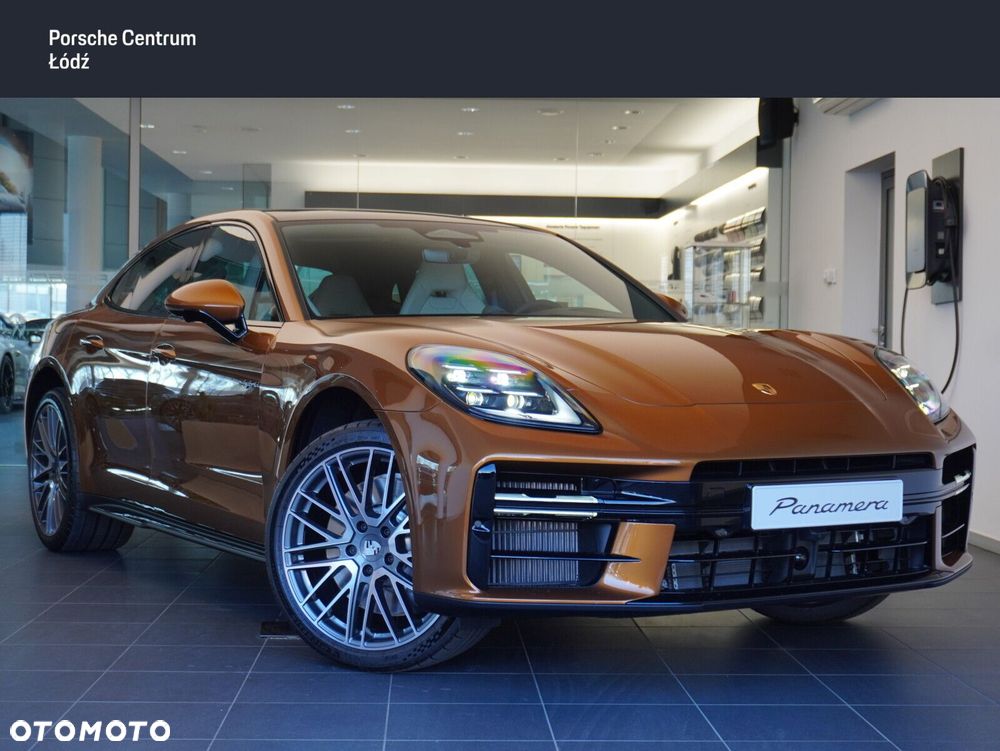 Porsche Panamera 4 E-Hybrid PHEV - 2