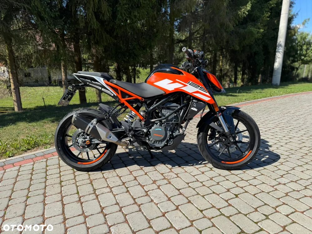 KTM Duke 125 - 8