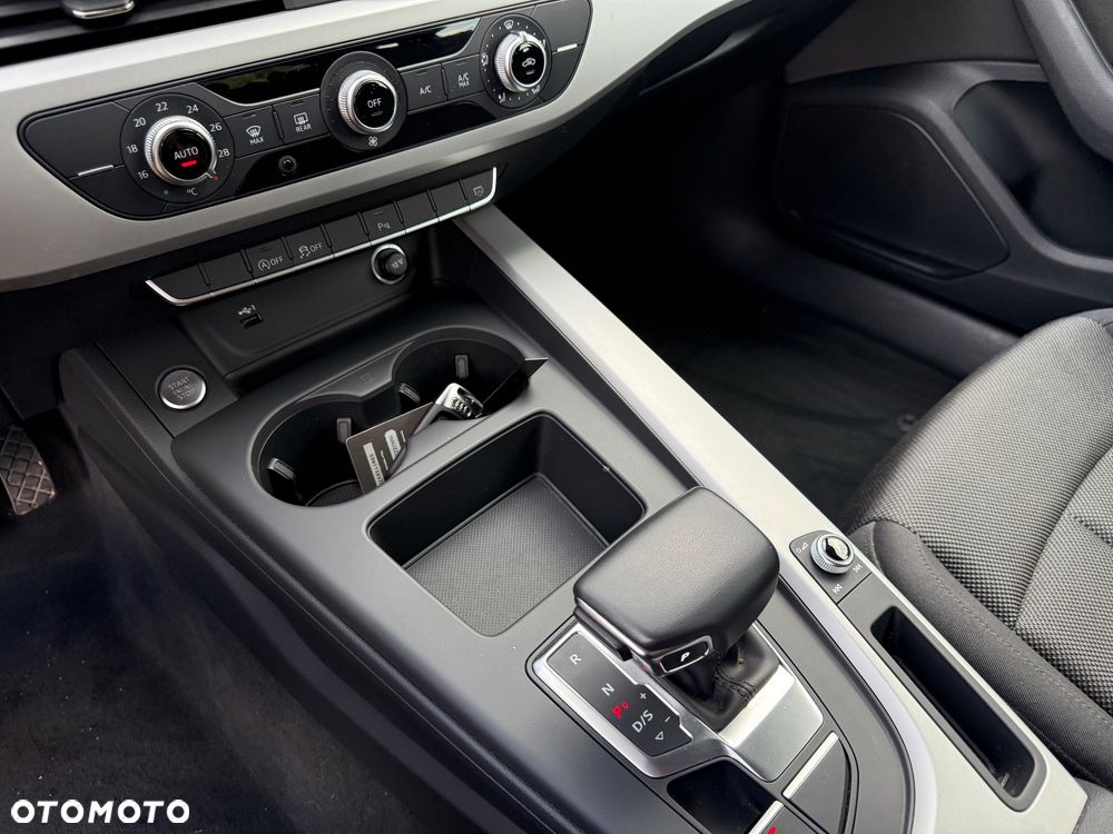 Audi A4 Avant 30 TDI mHEV Advanced S tronic - 29