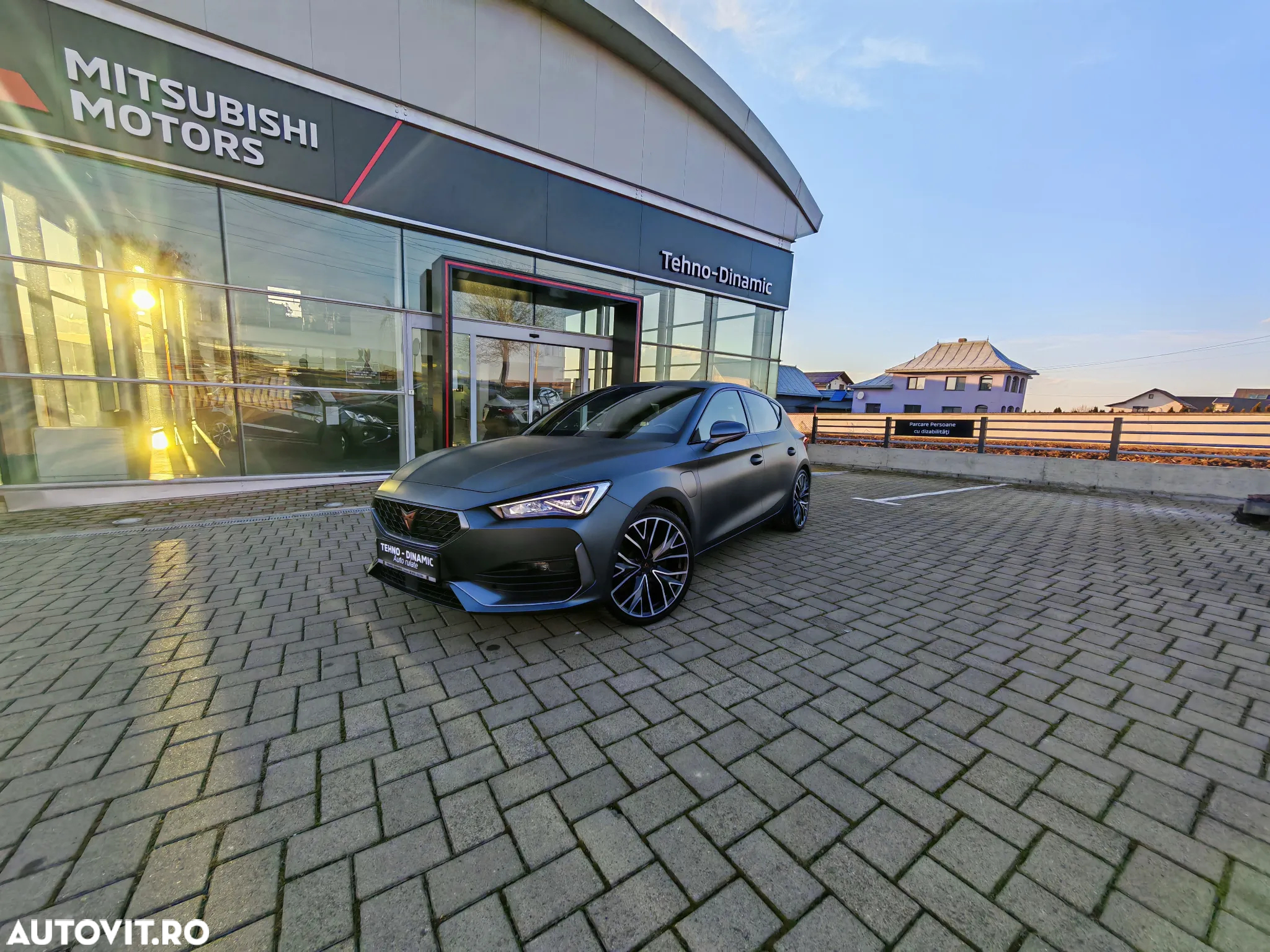 Cupra Leon 1.4 e-Hybrid (180 kW System) VZ - 5