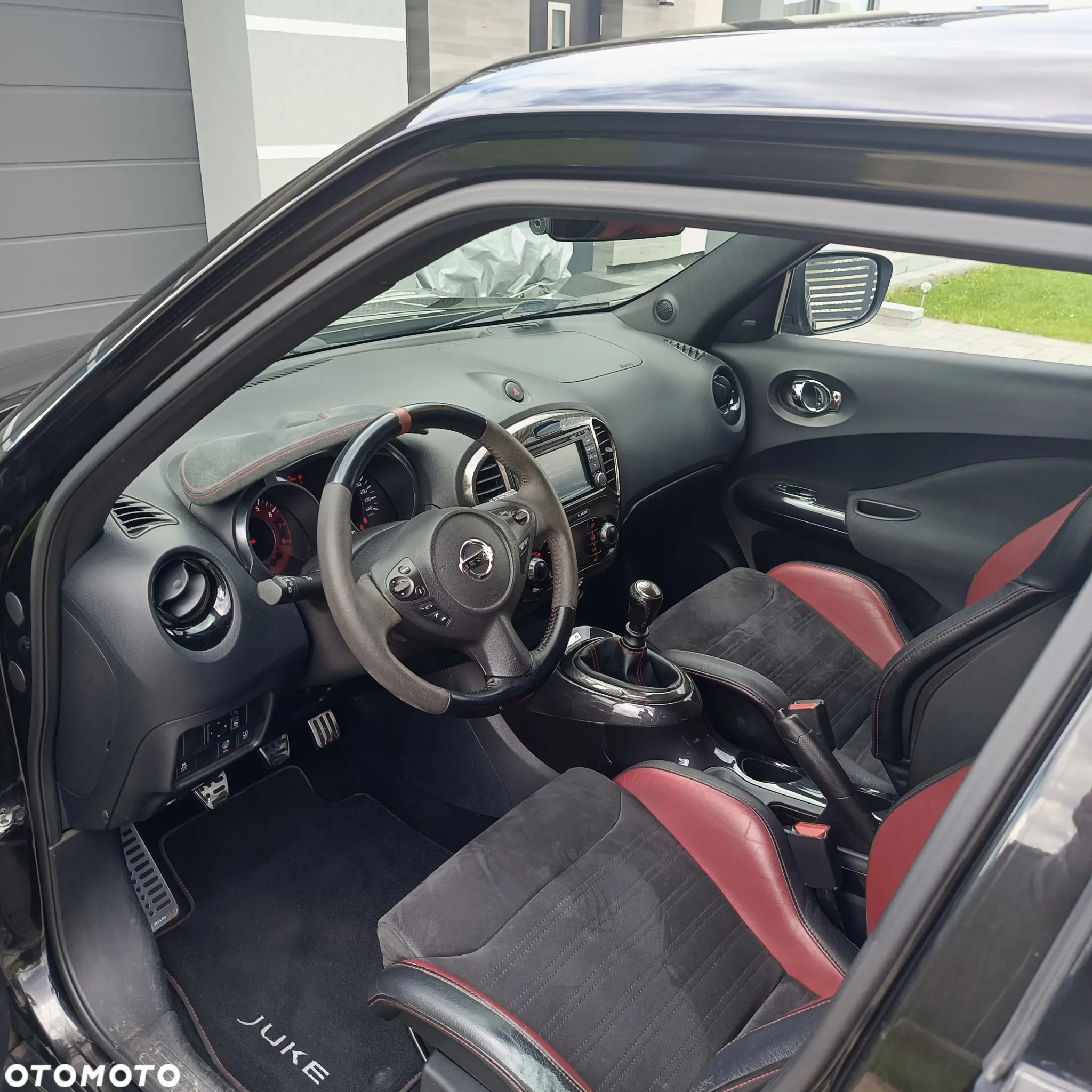 Nissan Juke 1.6 DIG-T Nismo RS - 10