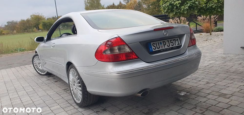 Mercedes-Benz CLK - 19