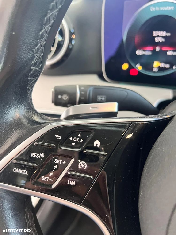 Mercedes-Benz E - 19