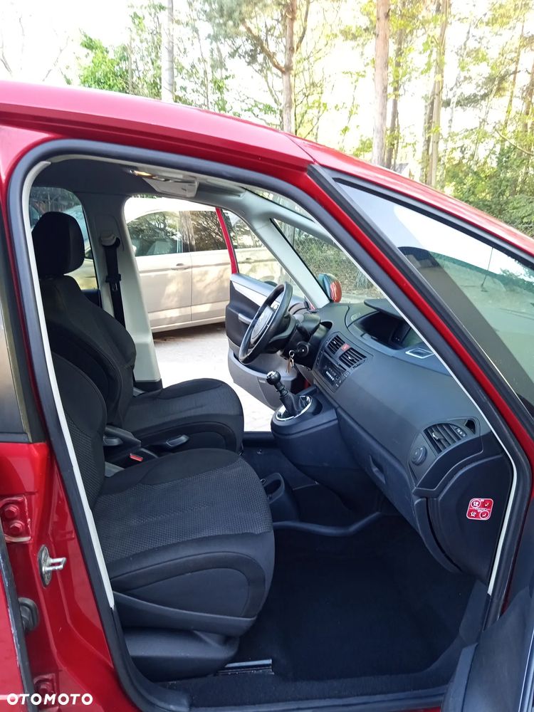 Citroën C4 Picasso 1.6 HDi Attraction - 25