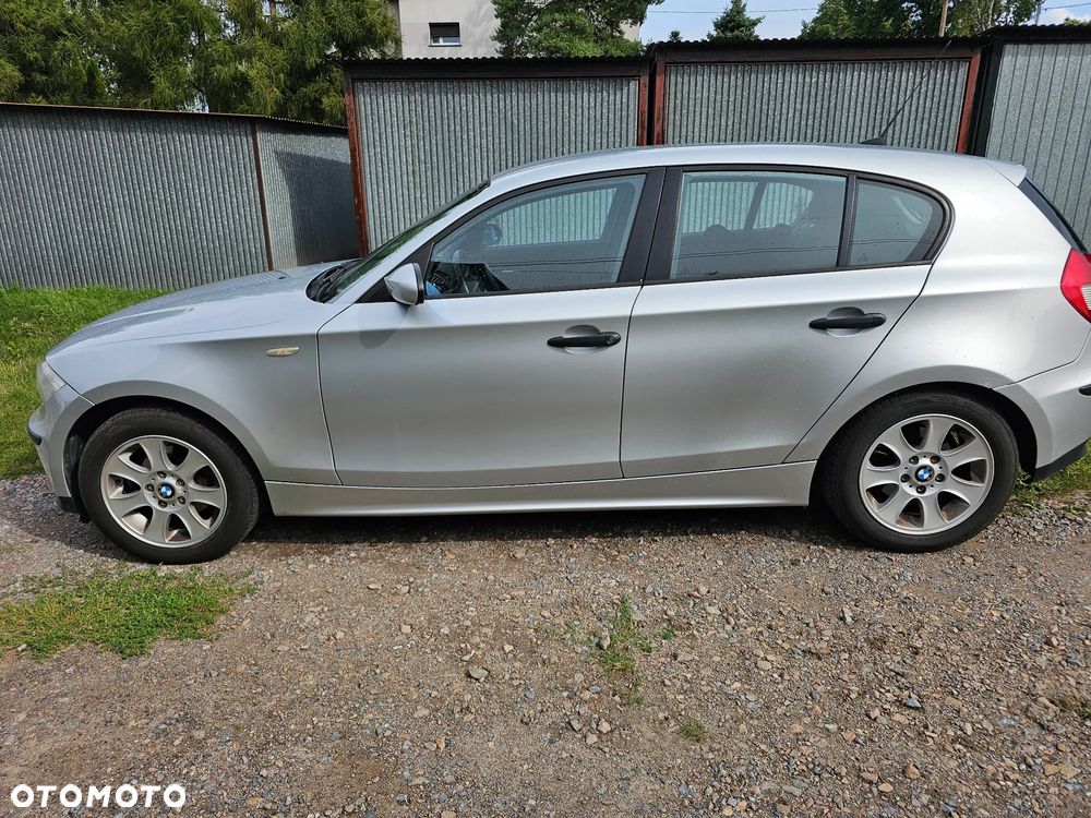 BMW Seria 1 116i - 3
