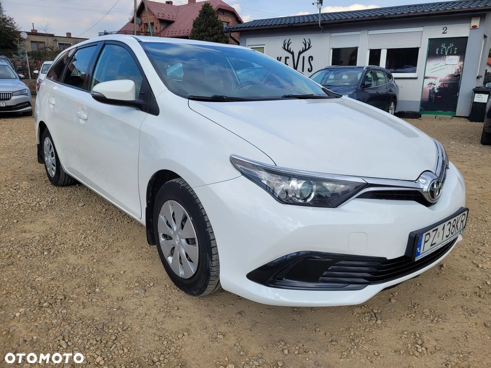 Toyota Auris 1.33 VVT-i Active