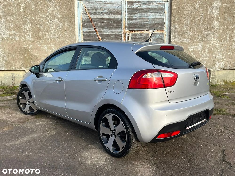 Kia Rio 1.4 CRDI Spirit - 6