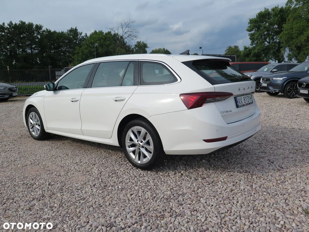 Skoda Octavia 2.0 TDI SCR Style DSG - 7