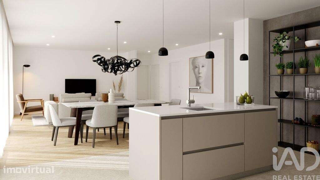Apartamento T4 em Parceiros e Azoia de 209,00 m2 - Grande imagem: 3/17